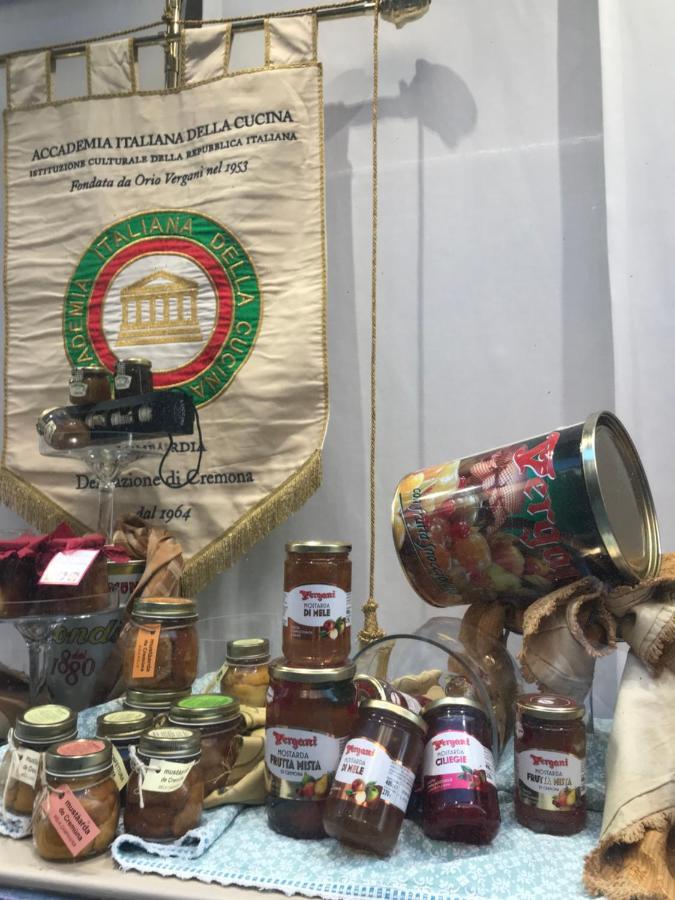 Alloggio Galli Cremona Esterno foto